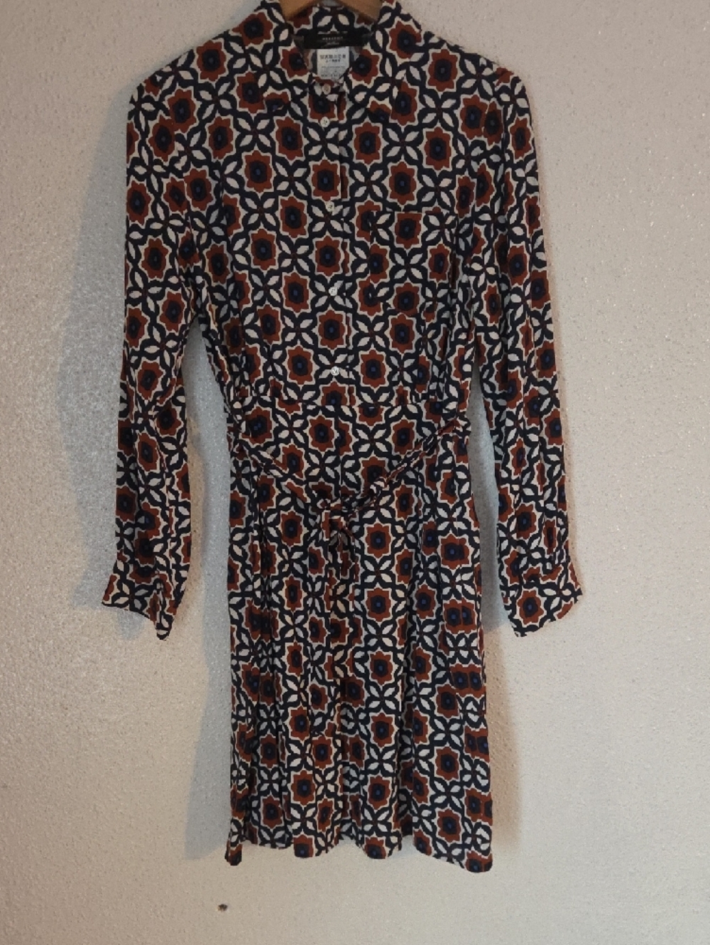 MaxMara Navy and Rust Geometric Long-Sleeve Shirt Dress - Picture 4 of 10